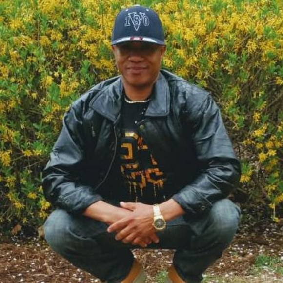 Meet your Posher, Foday - Picture 1 of 1